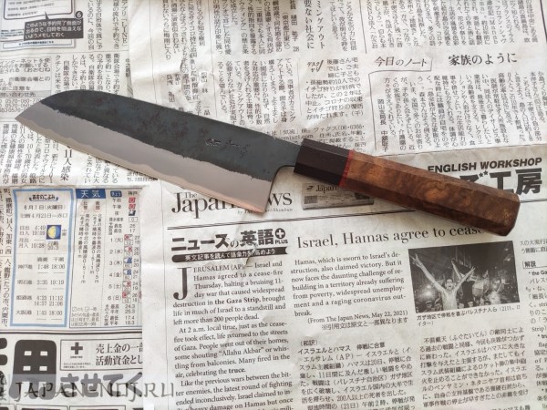 Нож кухонный Сантоку AoGami 2 (Best of the Best!)  рукоять кучерявый орех (корень)